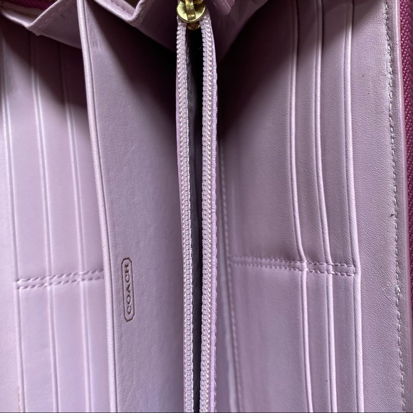 Coach Wallet - Picture 4 of 7